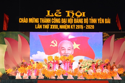 http://yenbai.gov.vn/ImagerOld/vi/PublishingImages/Dai%20hoi%20Dang%20bo%20tinh%20YB%20lan%20thu%2018/van%20nghe%20chao%20mung/chao%20mung%203.jpg